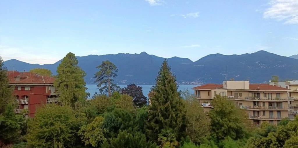 Studio With Lake And Montains Views Free Parking Luino Εξωτερικό φωτογραφία